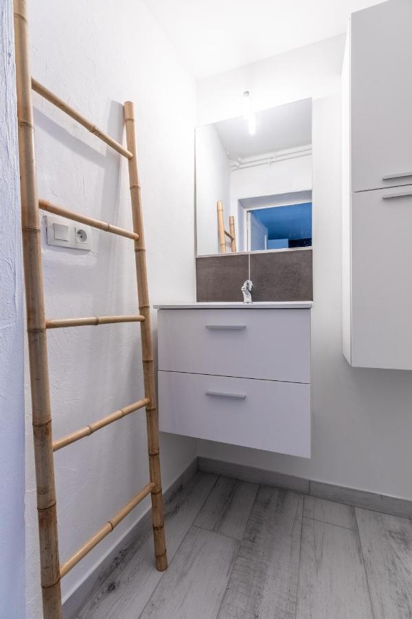 Cosy T2 Renove, Proche Centre-Ville-Fibre/Netflix Montluçon Exterior foto